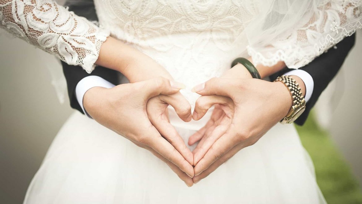 כיצד לעשות חתונה אינטימית באולם אירועים במרכז